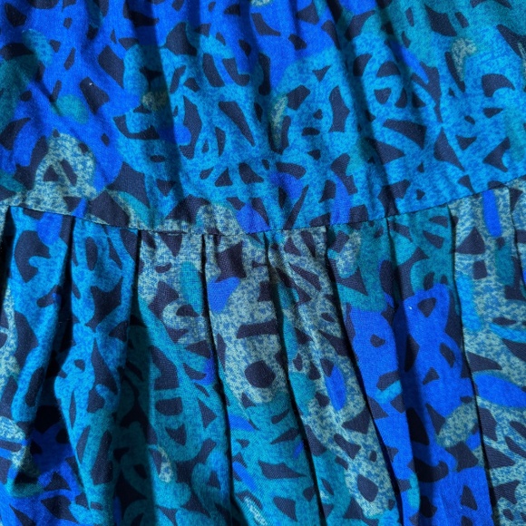 Flowy Vintage 80s Patterned Midi Skirt - Picture 5 of 7